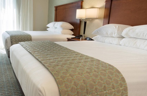 Burlington Hotel | Drury Inn & Suites Burlington