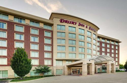 Grand Rapids Hotel | Drury Inn & Suites Grand Rapids