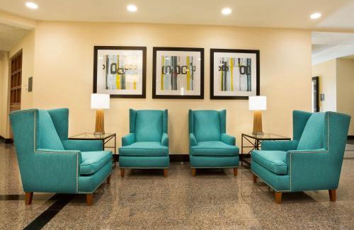Brentwood Hotel | Drury Inn & Suites St. Louis Brentwood