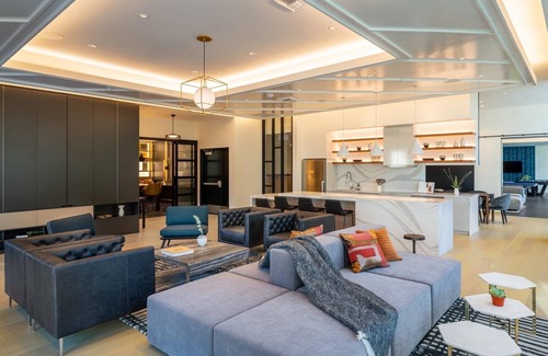 Historic Core Condo | DTLA Skyline View & Luxe 1Bd w/Private Balcony 🌟Stunning Brand New Condo🌟