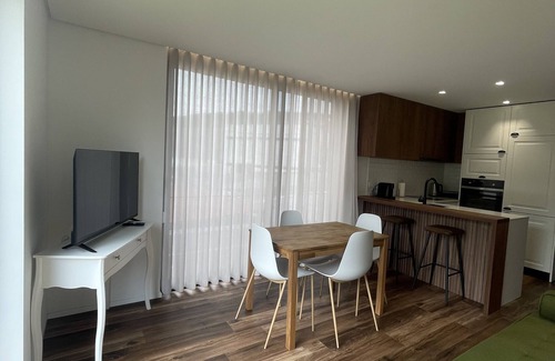 Nespereira Apartment | Duas Quintas-areal T2 Alpendre
