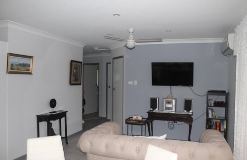 Raymond Terrace Bed & Breakfast | Ducati's Bed and Breakfast