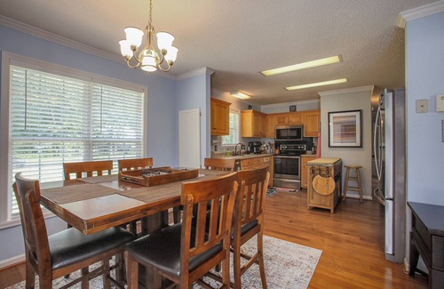 Winnsboro House | DuckedAway.Dreamy Lakefront Escape on Dutchman Creek!