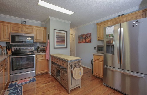 Winnsboro House | DuckedAway.Dreamy Lakefront Escape on Dutchman Creek!