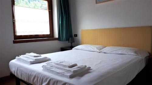 Vezza d'Oglio House | Due Parchi B&B