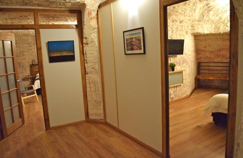 Coober Pedy Bed & Breakfast | Dug Out B&B