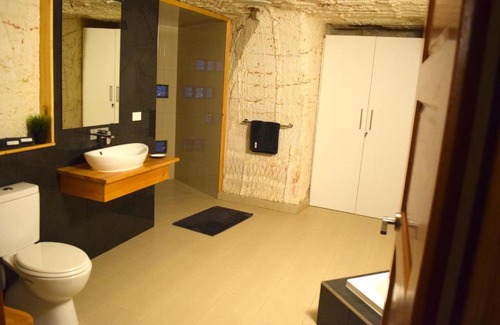 Coober Pedy Bed & Breakfast | Dug Out B&B