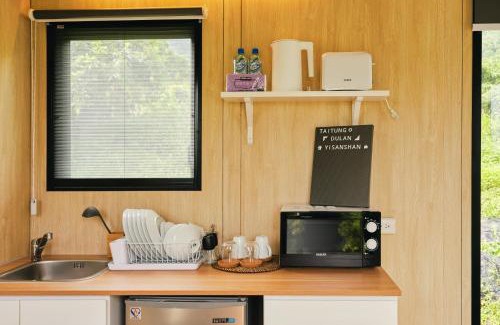 Donghe House | Dulanyi Sanshan 1 by Tiny Away