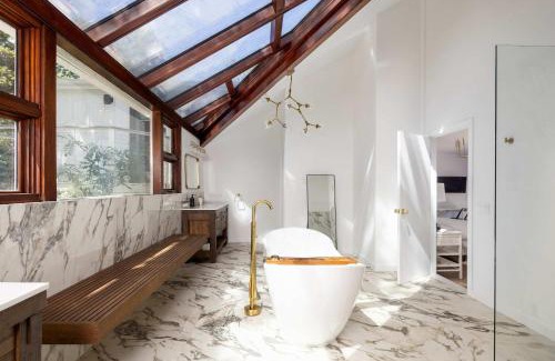 Noyack House | Dumar Villa by Rove - 6BR Family Home with Pool & Outdoor Spaces