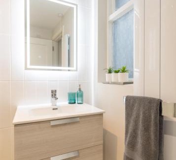 Hillsborough House | Duncan's Cottage at Royal Hillsborough