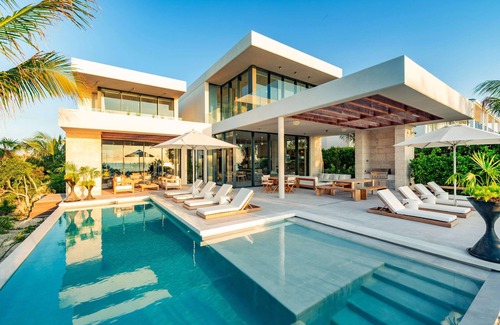 Long Bay Villa | Dune House in Long Bay by Personal Villas - A Luxurious Paradise Escape
