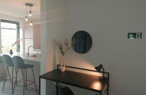 Balen House | Dunehill