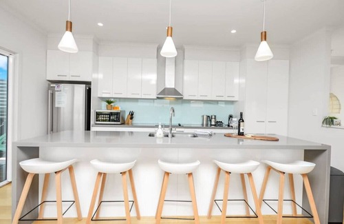 Goolwa Beach House | Dunescape, 4BRM, Fireplace, Views.