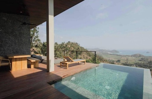 Selong Belanak Villa | DUNIA 2 Bed Luxury villa I Sea view I Private pool, Dunia Lombok