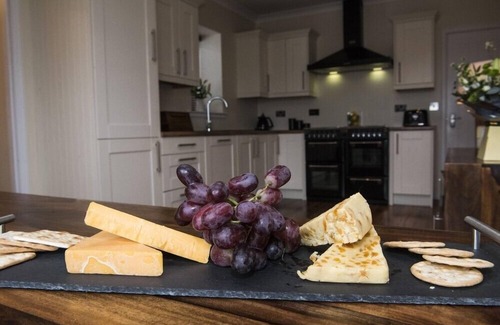 Lewis and Harris Cottage | DUNRAVEN, family friendly, with open fire in Stornoway