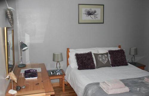 Roskhill Apartment | Dunshee