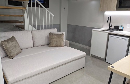 L'Hospitalet de Llobregat Apartment | Duplex apartment next to FIRA GRAN VIA
