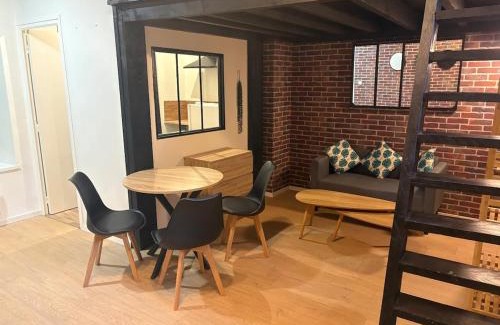 Montlucon Apartment | Duplex à 15 min à pieds de la gare, centre historique Montluçon