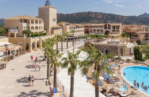 Cap Esterel Apartment | Duplex 3 Pièces 6 Pers avec Terrasse, Piscine, et Parking - FR-1-504-658