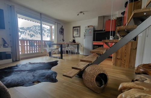 Isola Apartment | Duplex 80m2, 2 bedrooms, 6pers, near ski slopes, Garage, Internet, Small pets