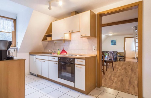 Deggenhausertal Apartment | Duplex Apartment “4-Star Holiday Apartment No. 2” with Wi-Fi, Garden & Terrace