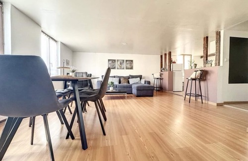Chalons-en-Champagne Apartment | Duplex Cosy 85 m² hypercentre de Châlons-en-Champagne- Place de la République