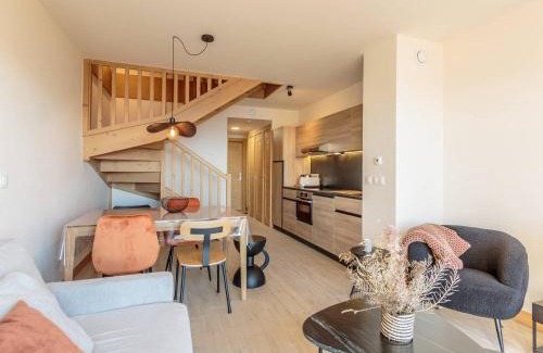 Arc-1600 Apartment | Duplex cosy avec piscine et spa, pied des pistes - FR-1-461A-25