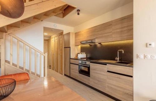 Arc-1600 Apartment | Duplex cosy avec piscine et spa, pied des pistes - FR-1-461A-25
