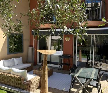Endoume Apartment | duplex design, calme, au vallon des auffes, bord de mer