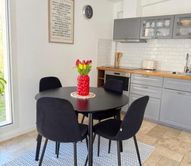 Aix-en-Provence Apartment | Duplex indépendant avec clim et parking St Donat