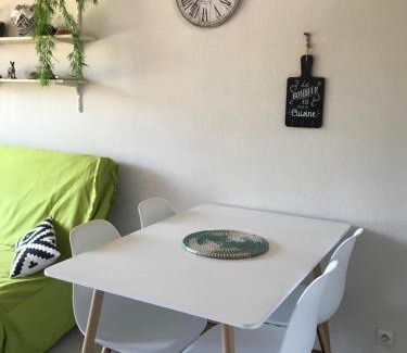 Calvi Apartment | Duplex rénové les pieds dans l'eau