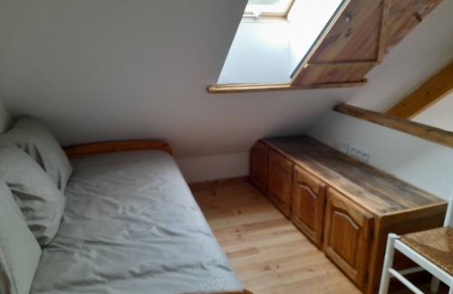 Maisse Apartment | Duplex Rez De Jardin de 41 m² Avec 2 Chambres, Terrasse et Parking