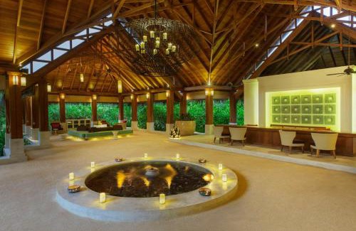 Mudhdhoo Resort | Dusit Thani Maldives - 50 percent discount on transfers for stays until 20 Dec 2025
