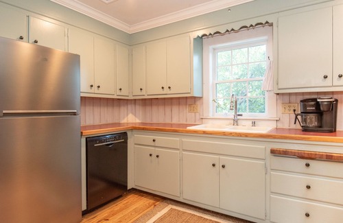 New Providence House | Dutch Country Acres | 4 Bed, 3.5 Bath