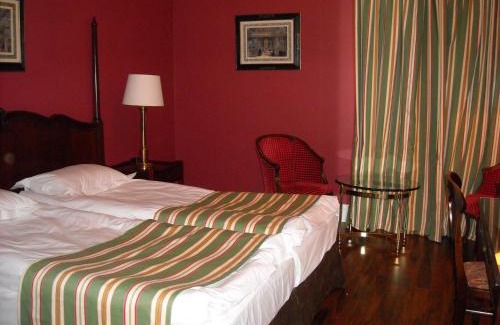 Dobczyce Hotel | Dwór Sieraków