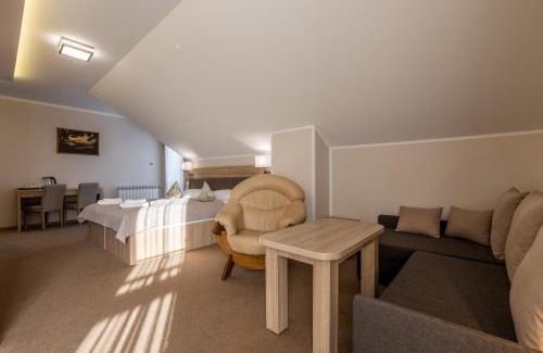 Solina Hotel | DW Atrium