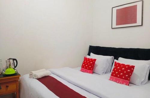 Jelambar House | DYAZA LV Grogol Guest House