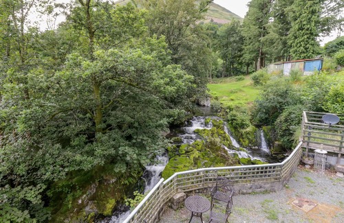 Mawddwy Cottage | DYFI COTTAGE, pet friendly, character holiday cottage in Dolgellau