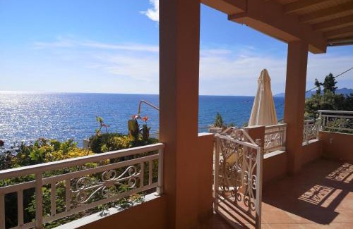 Skala House | Dyonisis