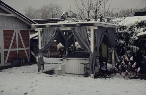 Nowy Barkoczyn Cabin | Dzika Chata