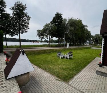 Zarasai House | Ežerų glėby