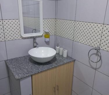 Mare Anglaise House | E&E Self Catering