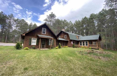 Mauston House | Eagle Bluff Lodge by Patriot Properties