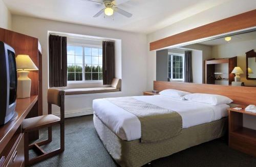 Eagle River Hotel | Eagle River Microtel