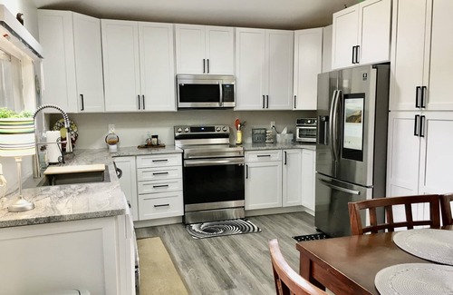 Bumpass Cottage | Eagle's Nest Cottage Fully Renovated 200' Waterfront, In Cove, Dock & More!