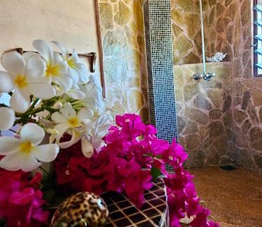 Shimoni House | Eagle Suite 38m2 in Villa 560 m2, Indian Ocean View