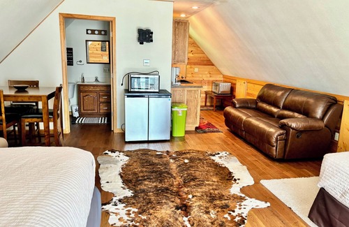 De Soto Cabin | Eagles Nest Hideaway