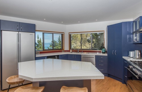 Britannia Heights House | Eagles Nest Nelson - Nelson Holiday House