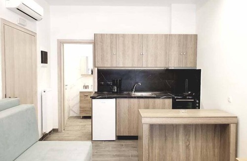Perea House | Eantos Studios and Suites