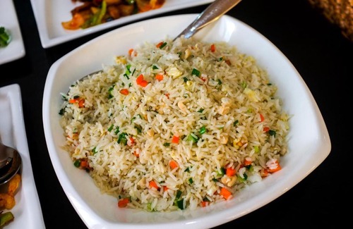 Poojapitiya Hotel | Earl's Red Kandy